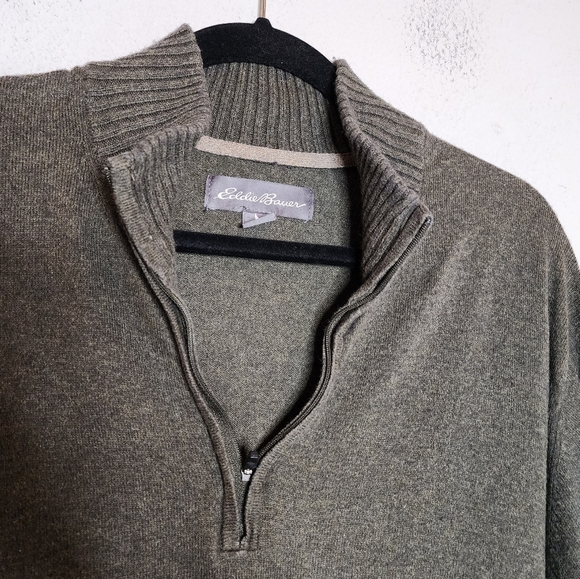 Eddie Bauer wool-blend green sweater. - Picture 2 of 16